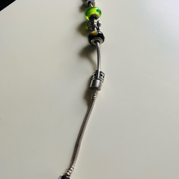 Pandora charm bracelet - Picture 3 of 12